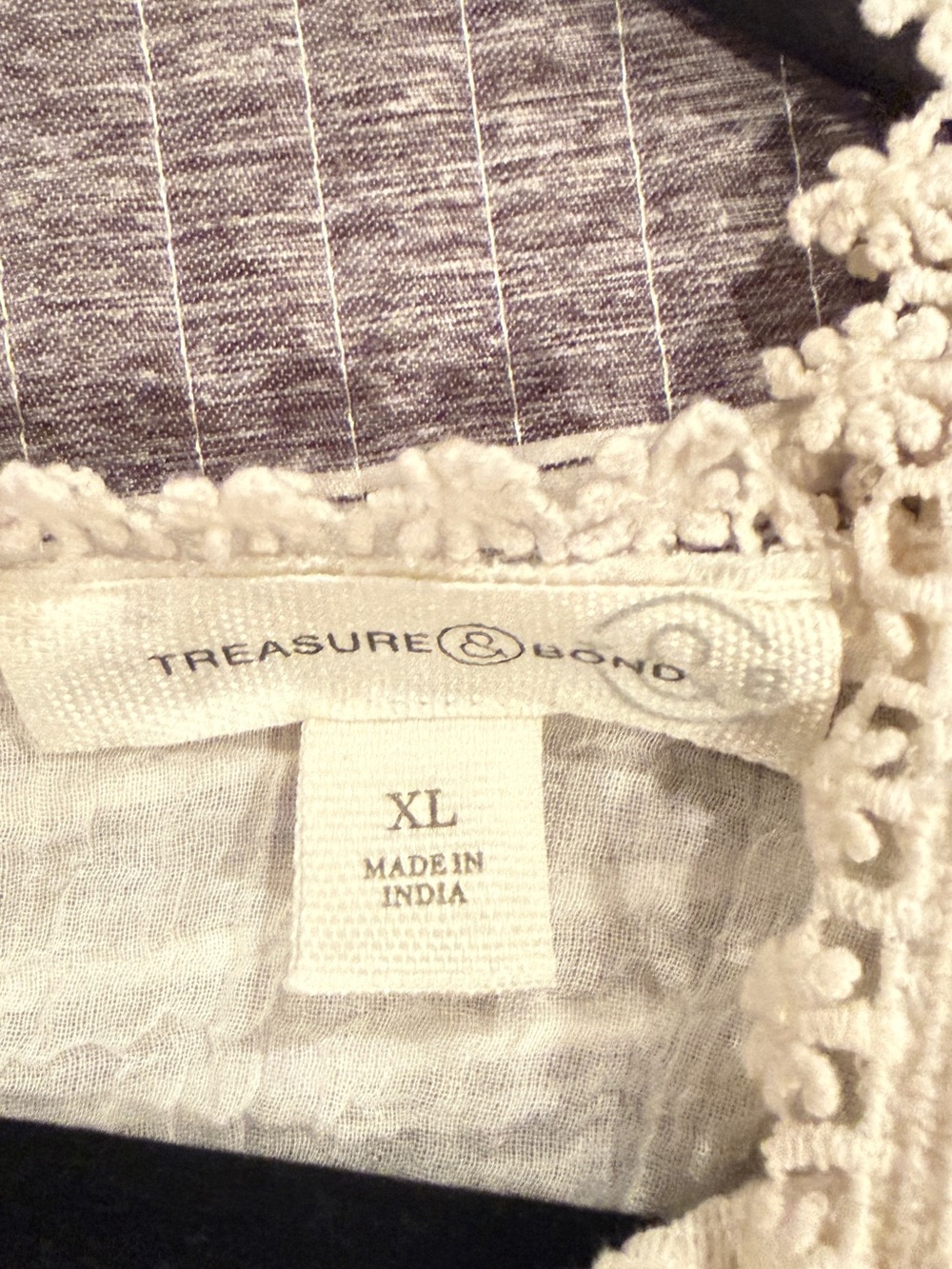Women's Lace-Detail Ruffle Top - Picture 3 of 4